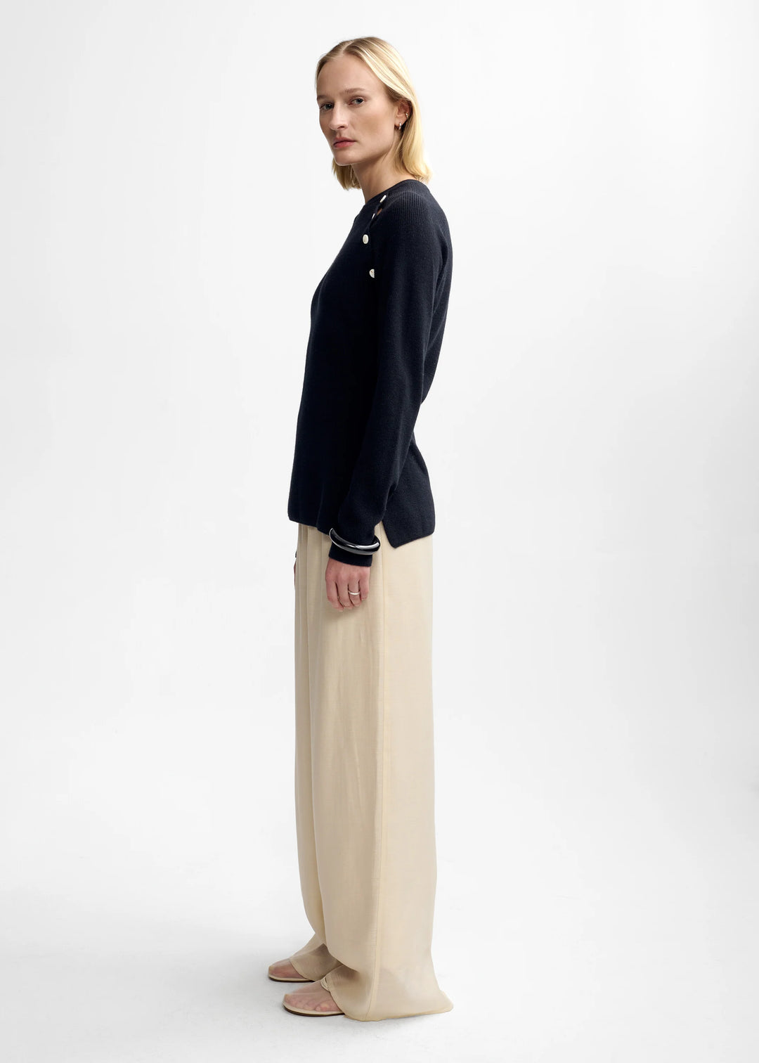 Mary Merino Sweater Black
