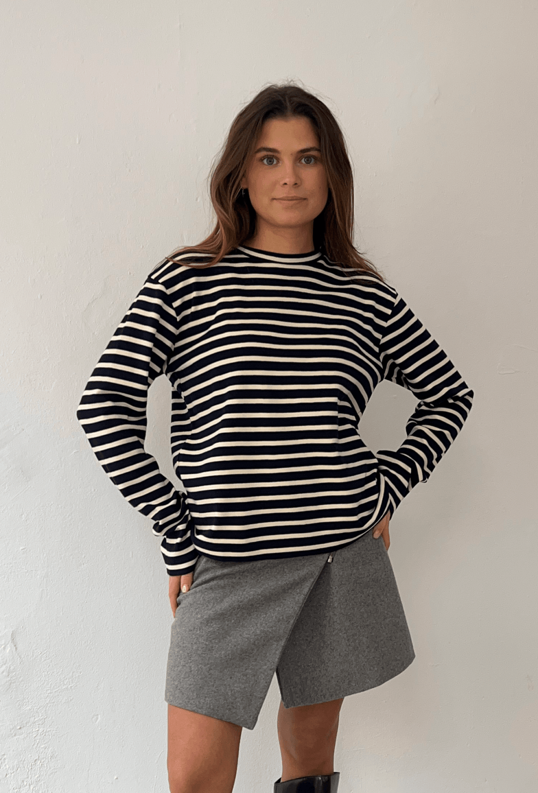 Nete O-Neck Tee Navy/Offwhite
