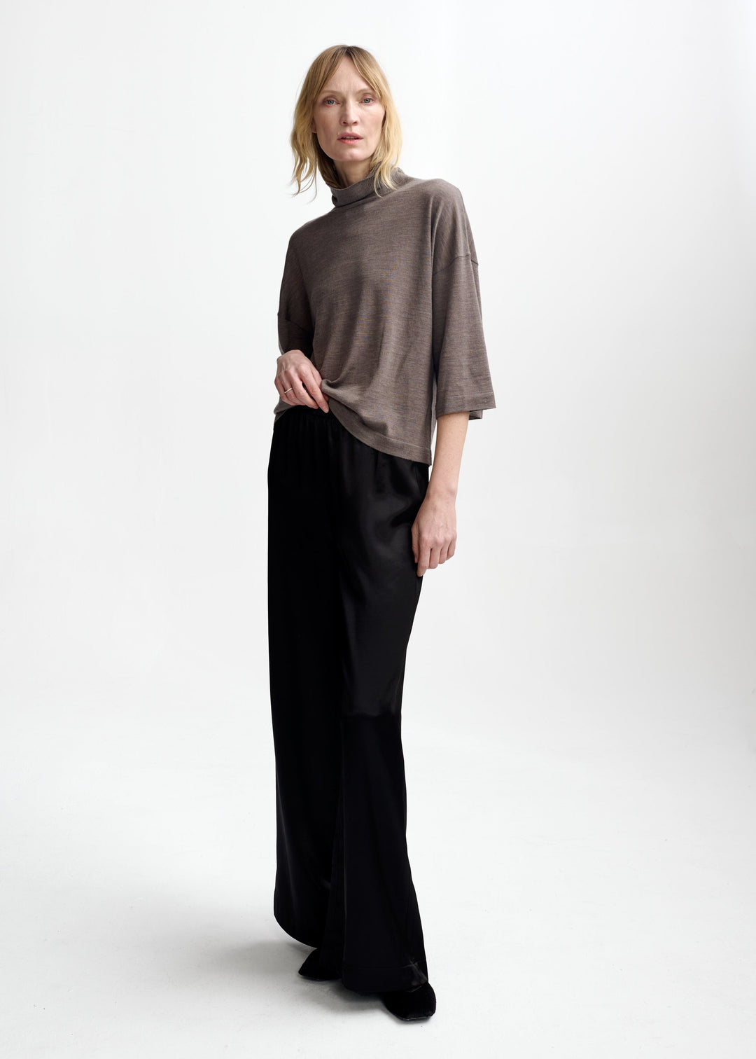 Tia Merino Knit Wood