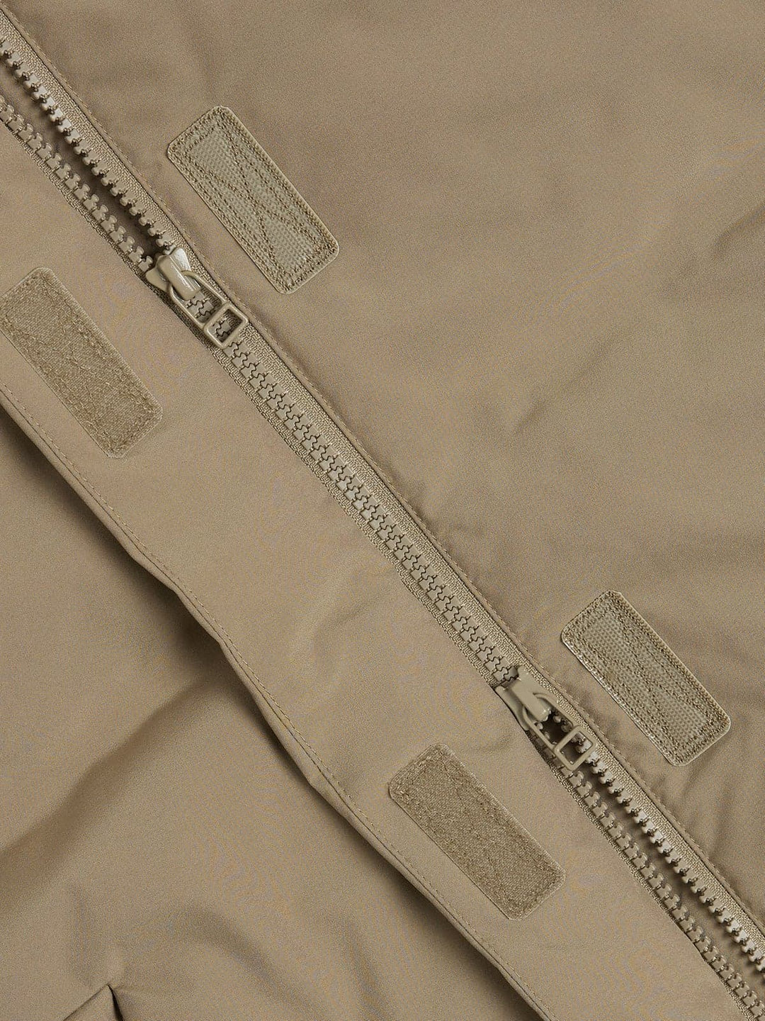 Besseggen Light Short Jacket Dk. Sand
