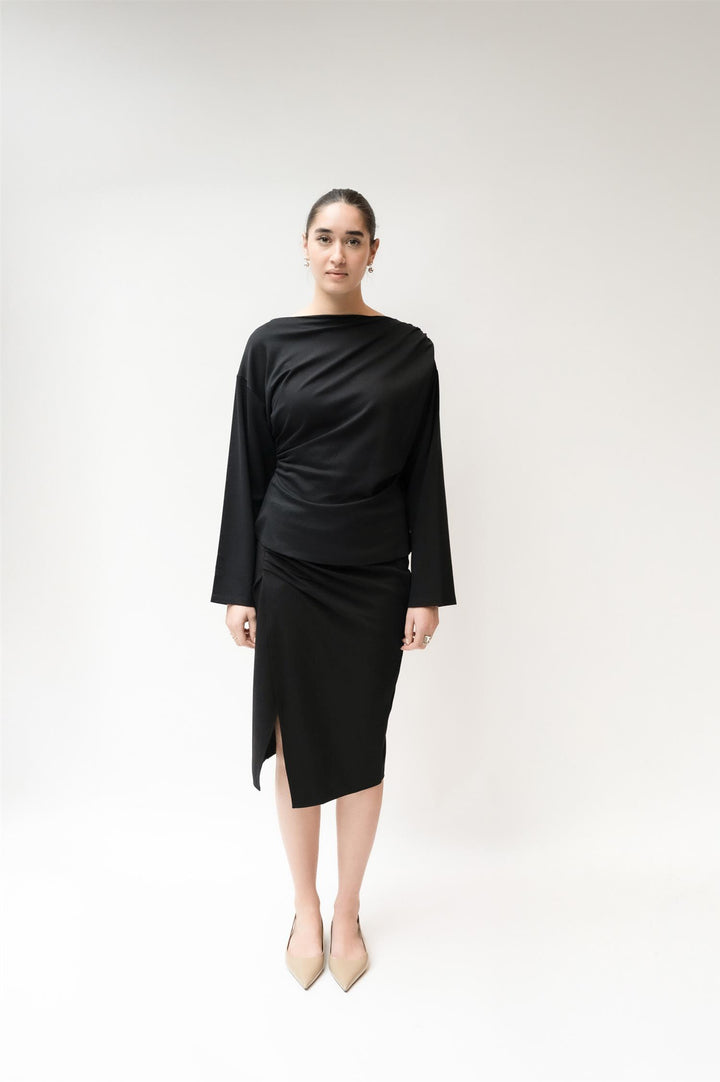 Merak Top Black