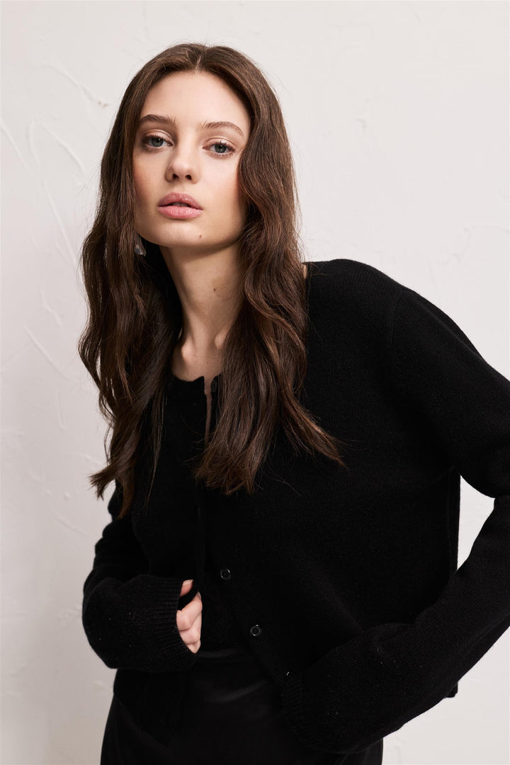 Astrid Cash Cardigan Black