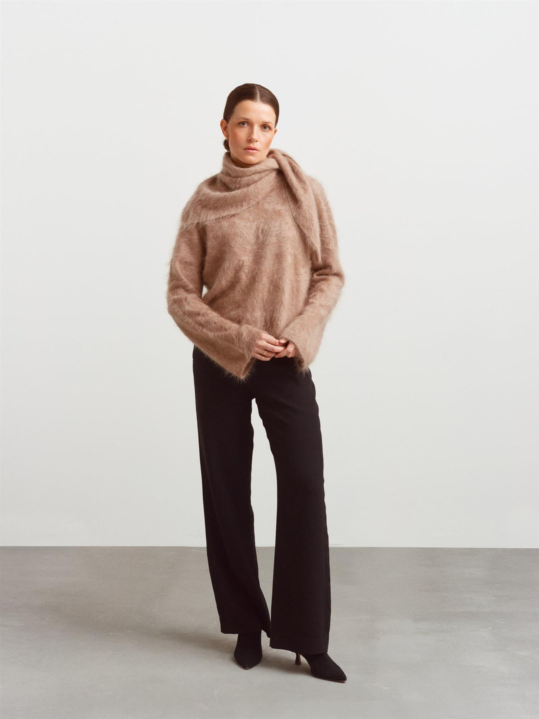 Montreal Brushed Cashmere Mushroom