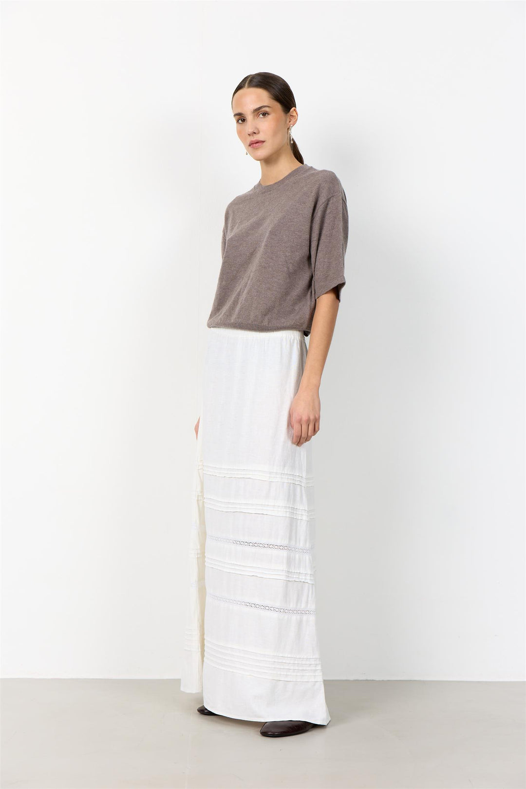 Naja 64 Skirt White