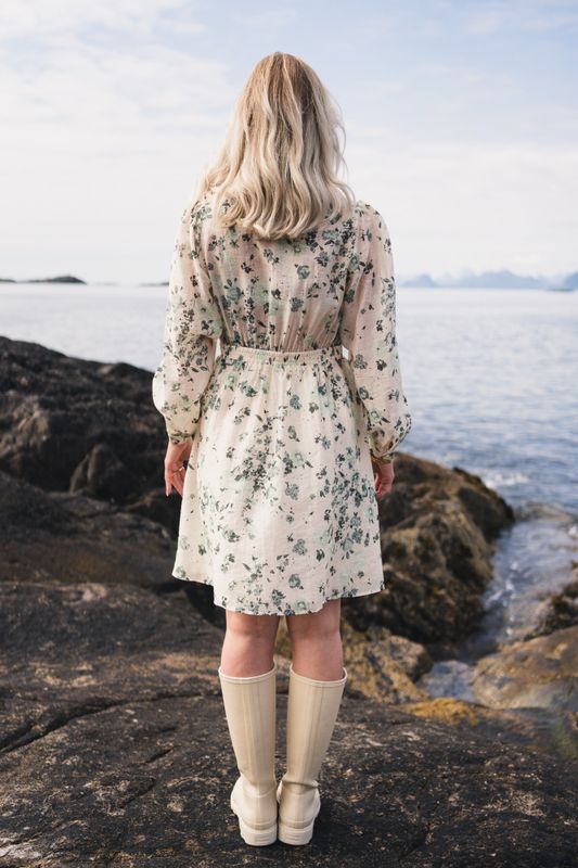 Anna Dress AOP Green Tint Flower