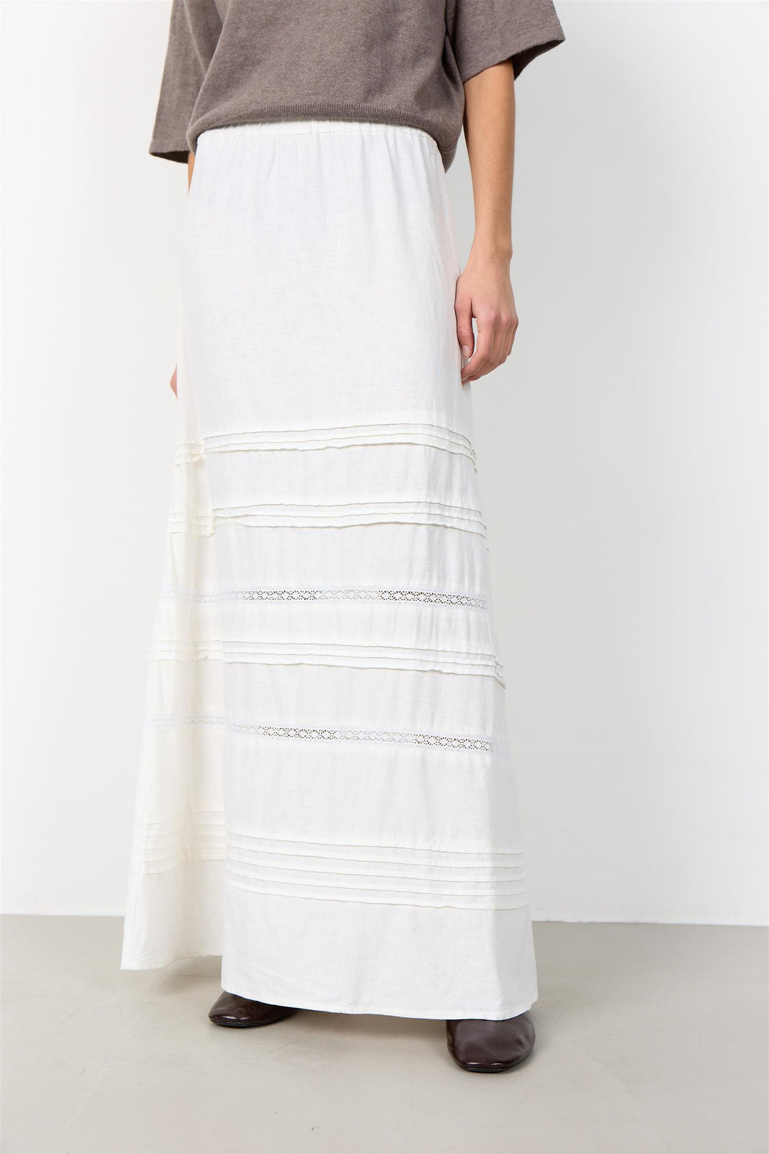 Naja 64 Skirt White