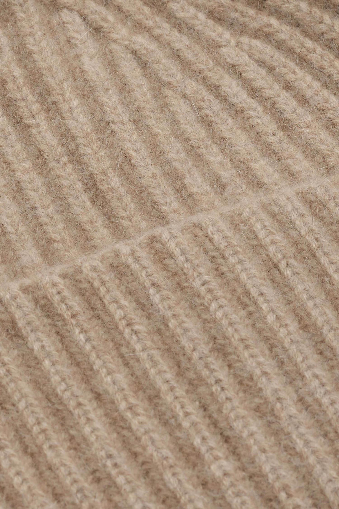 Alba Cashmere Beanie Beige