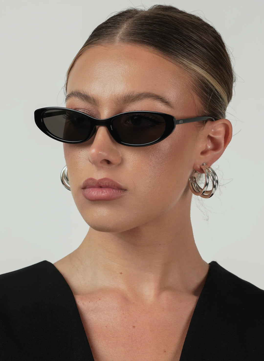 Lulu Black/Smoke