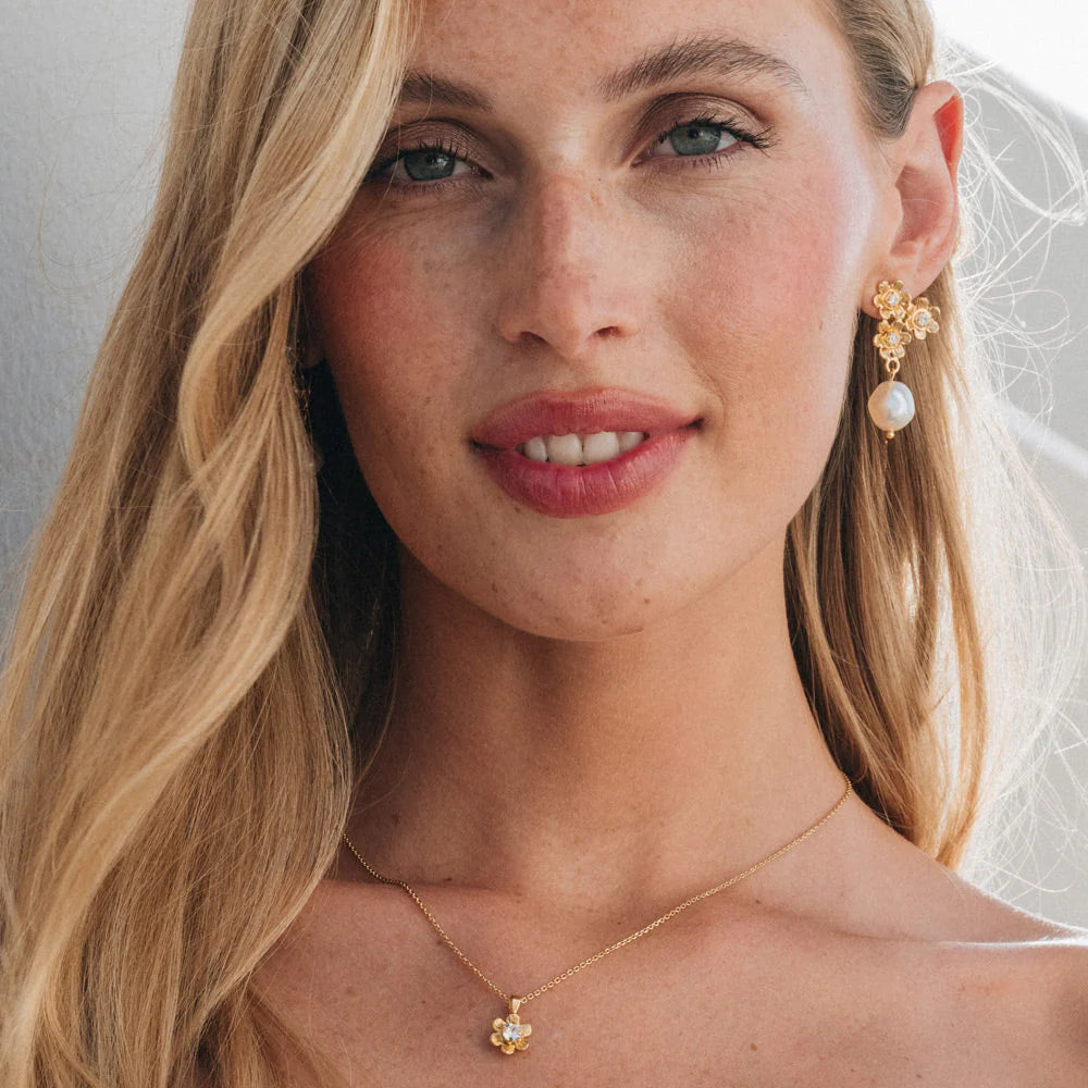 Juni Earrings Gold Pearl/Crystal