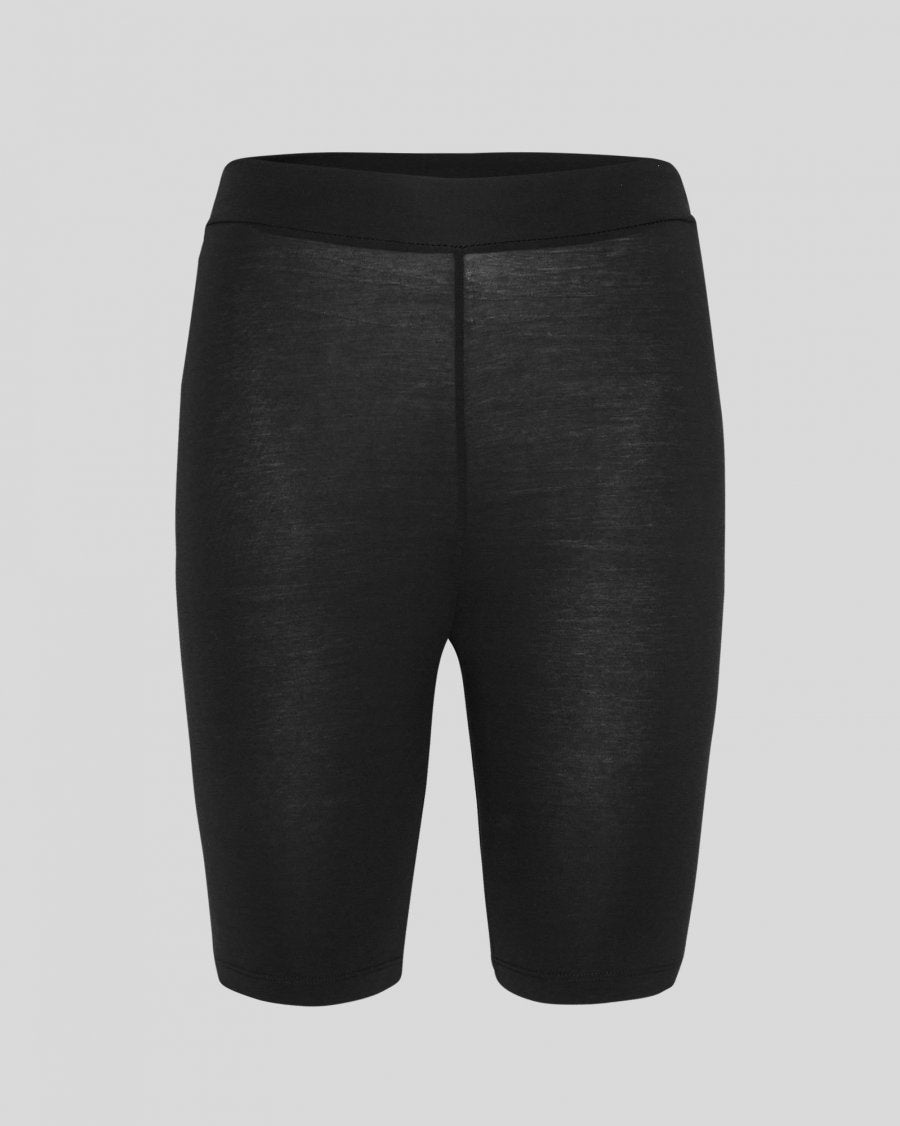 Betrina Shorts Black