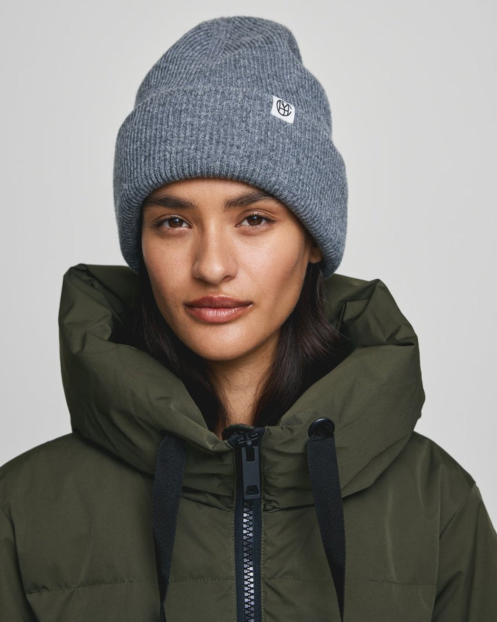 Lowee Icon Beanie Dark Grey Mel
