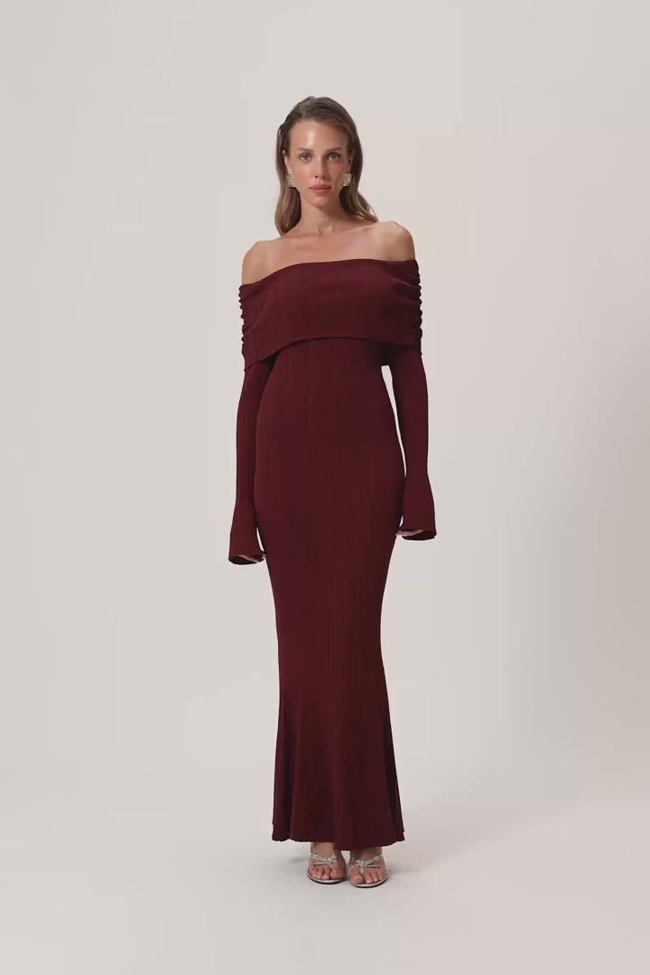 Izano Dress Burgundy