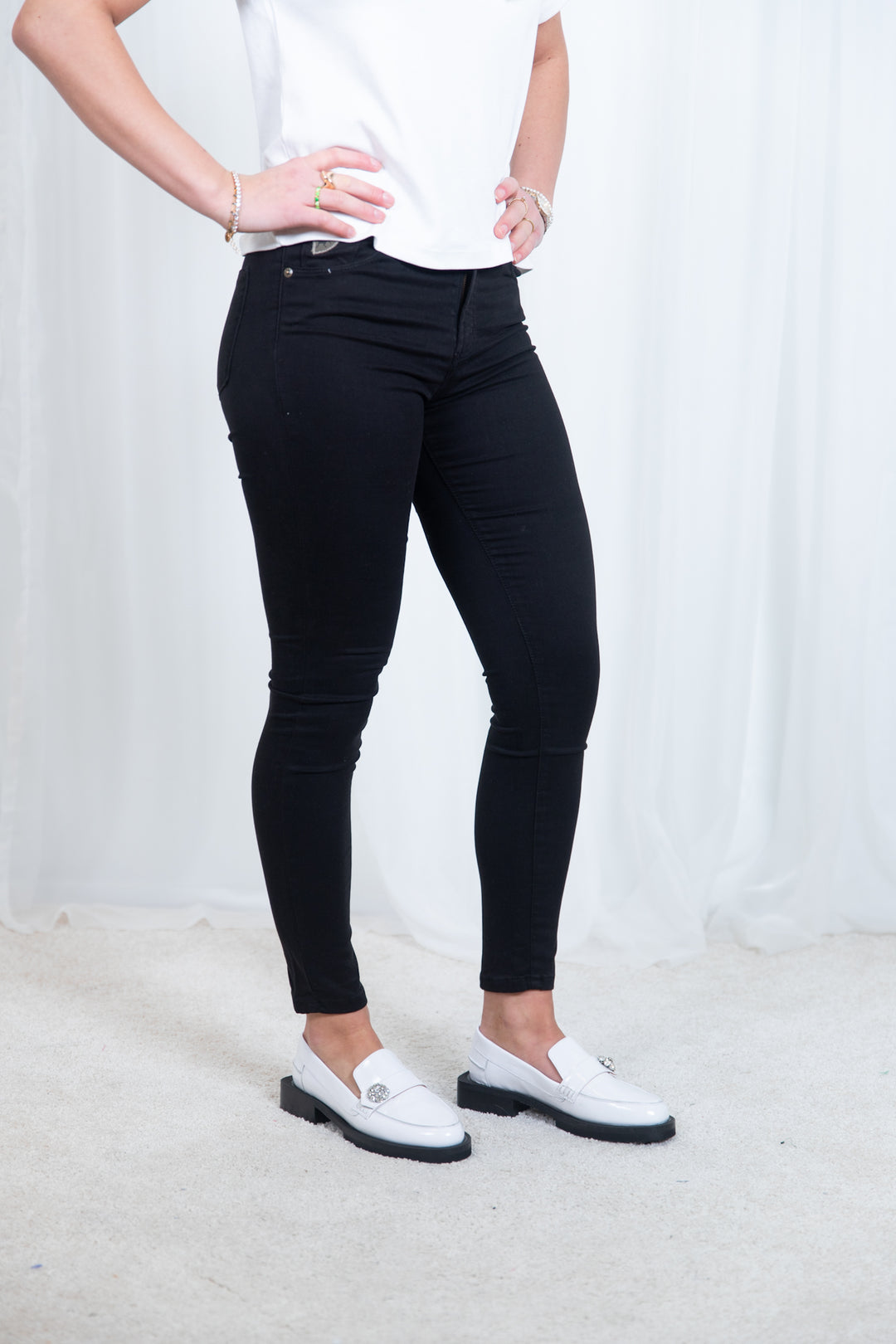 Celia Lea Soft Black