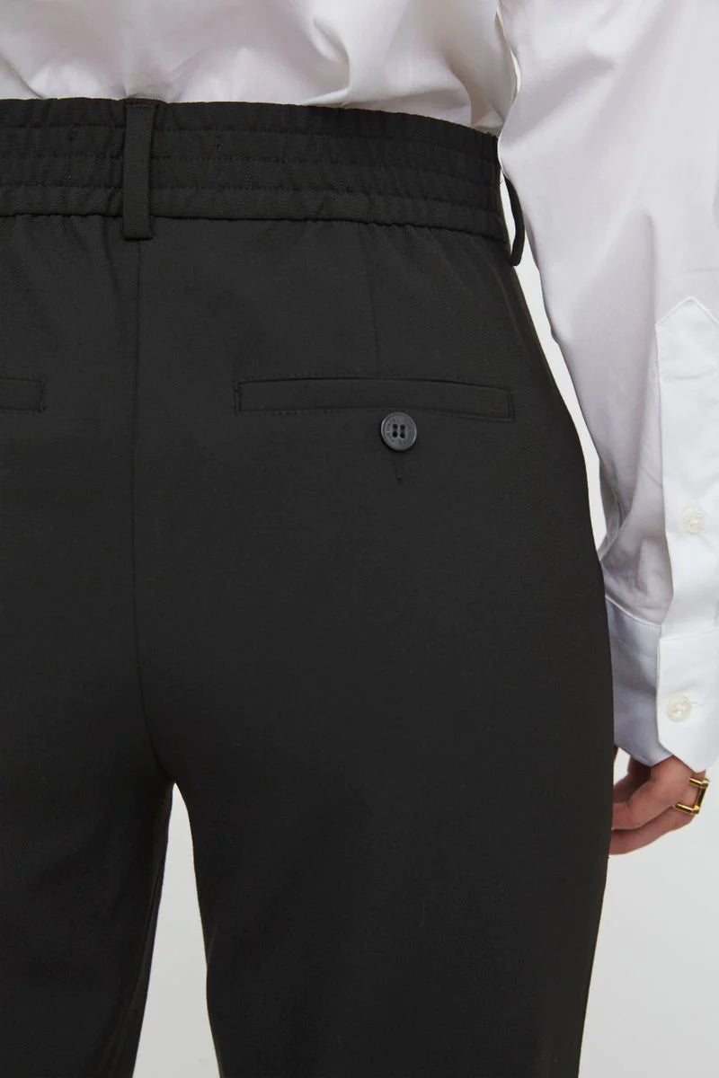 Daphne FV 285 Black